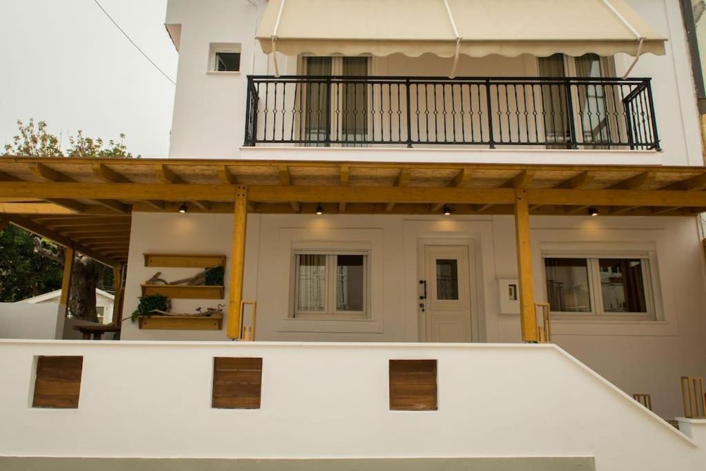 Вилла Alfa House W/ View & Barbeque In Pythagorion Экстерьер фото